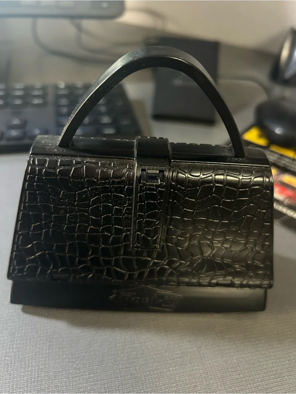 Black Croc-Embossed Post- it Dispenser